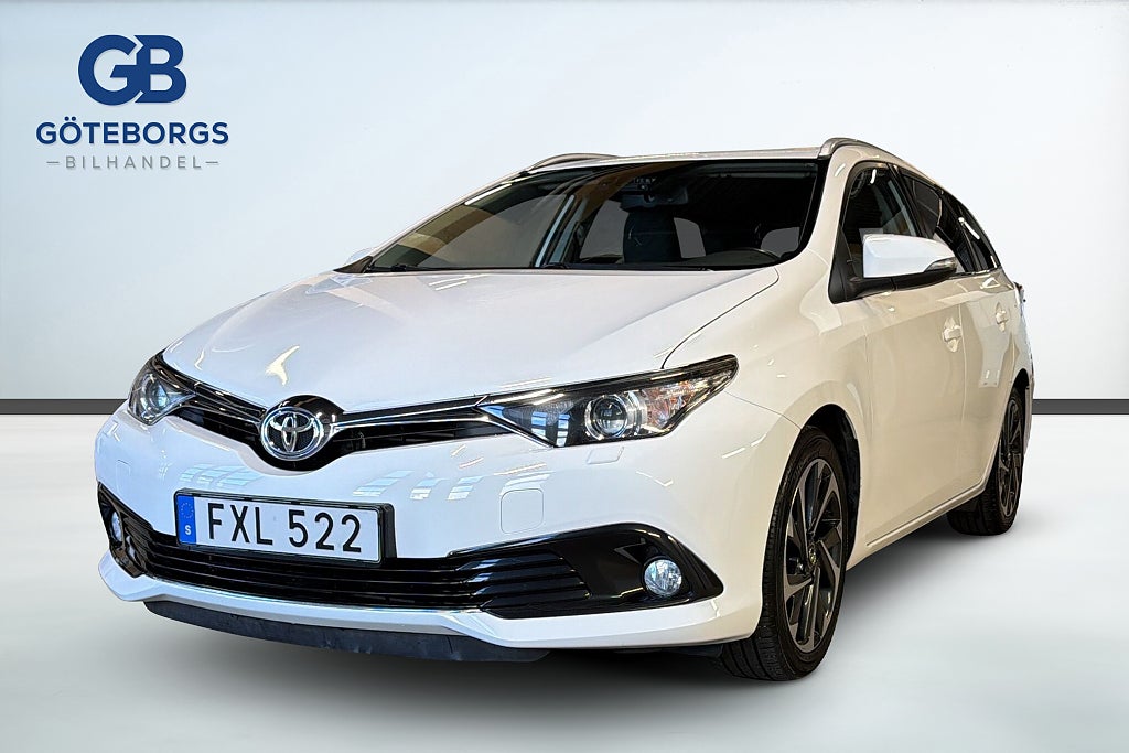 Toyota Auris Touring Sports Active Plus Nybesiktad 1-ägare