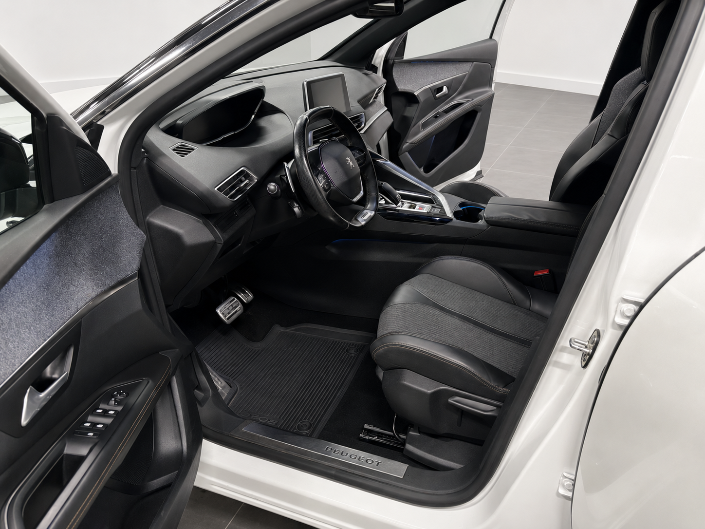 Peugeot 3008 2018, bild 6/44