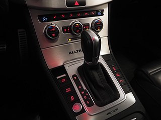 Kombi Volkswagen Passat 23 av 25