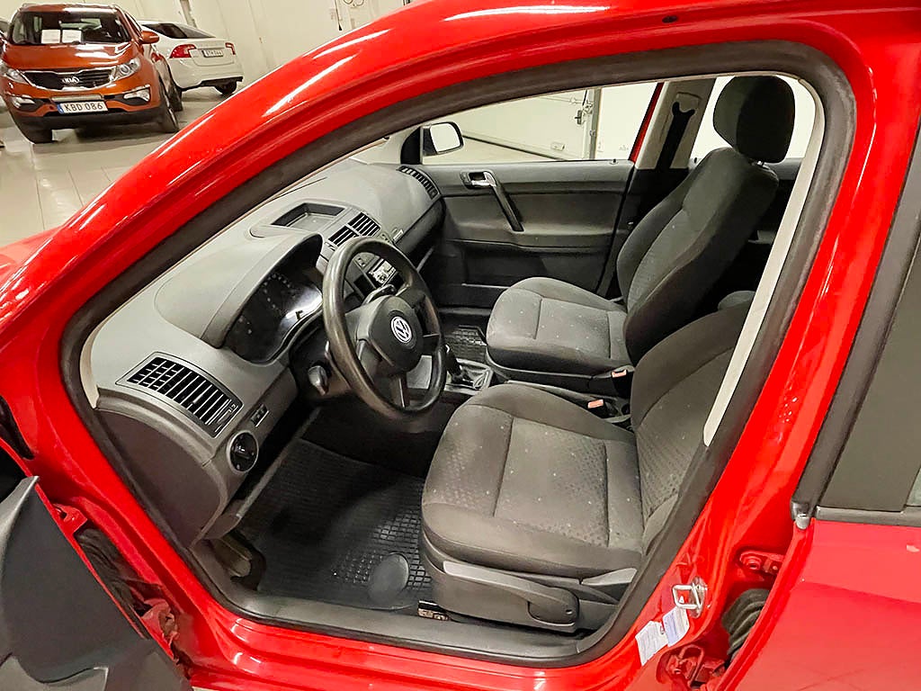 Volkswagen Polo 1,4/75 Nybesiktigad