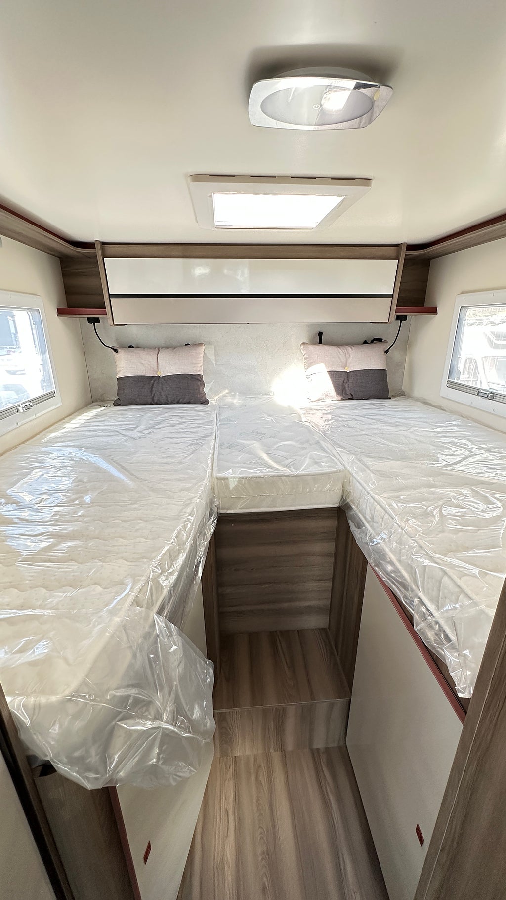 Roller Team Kronos FIT 281 , Automat, 6.70 m, diesel. thumbnail