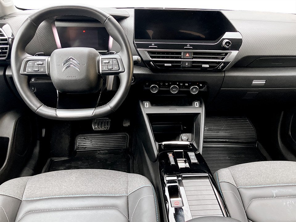 Bild på Citroën C4 Shine 1.2 PT 130hk Aut - 360-KAMERA, CARPLAY