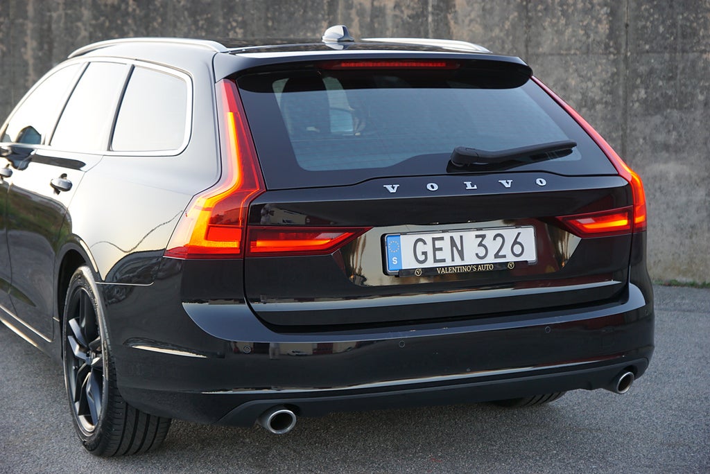 Volvo V90 T4 Geartronic Momentum|Keyless|Värmare|Adaptiv-Fart|