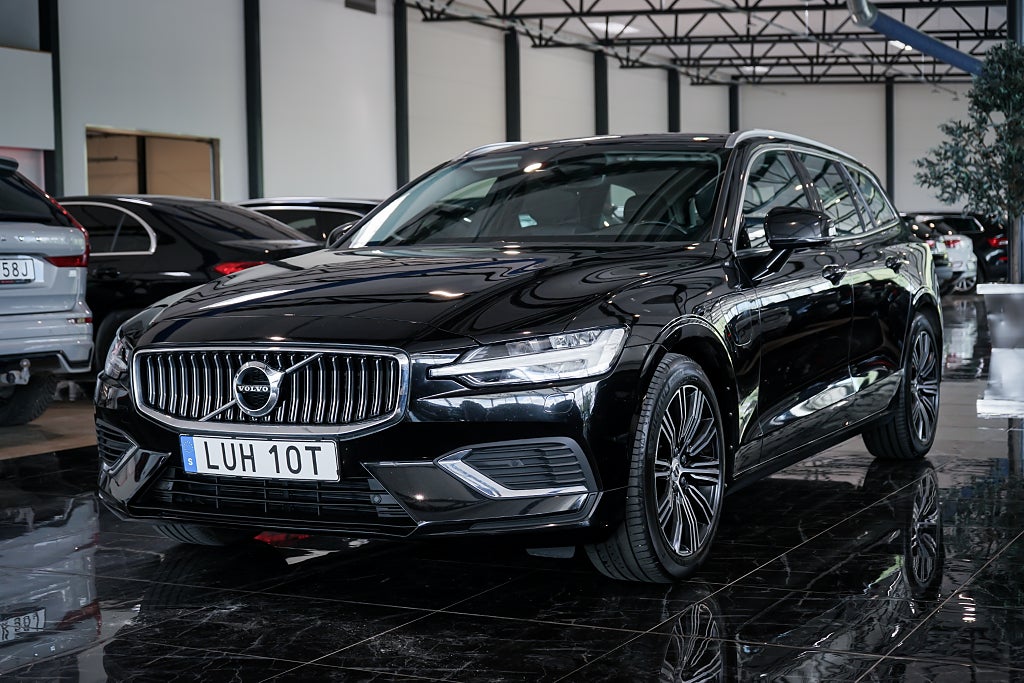 Volvo V60 Recharge T6 AWD Inscription Exp Drag Carplay Kamera