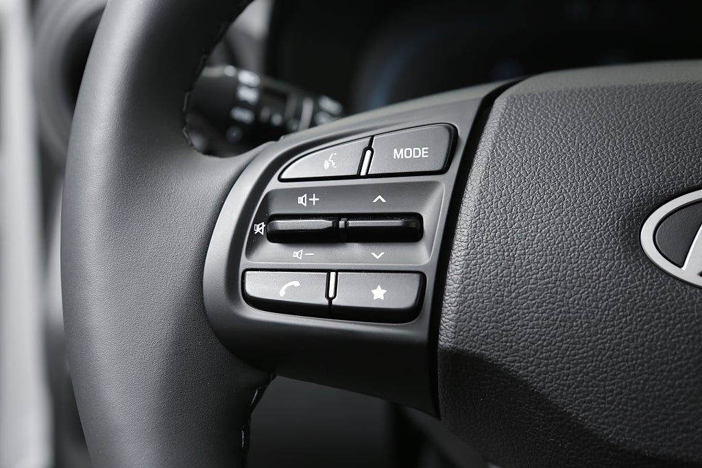 Hyundai i10 1,0 Automat Essential 2025