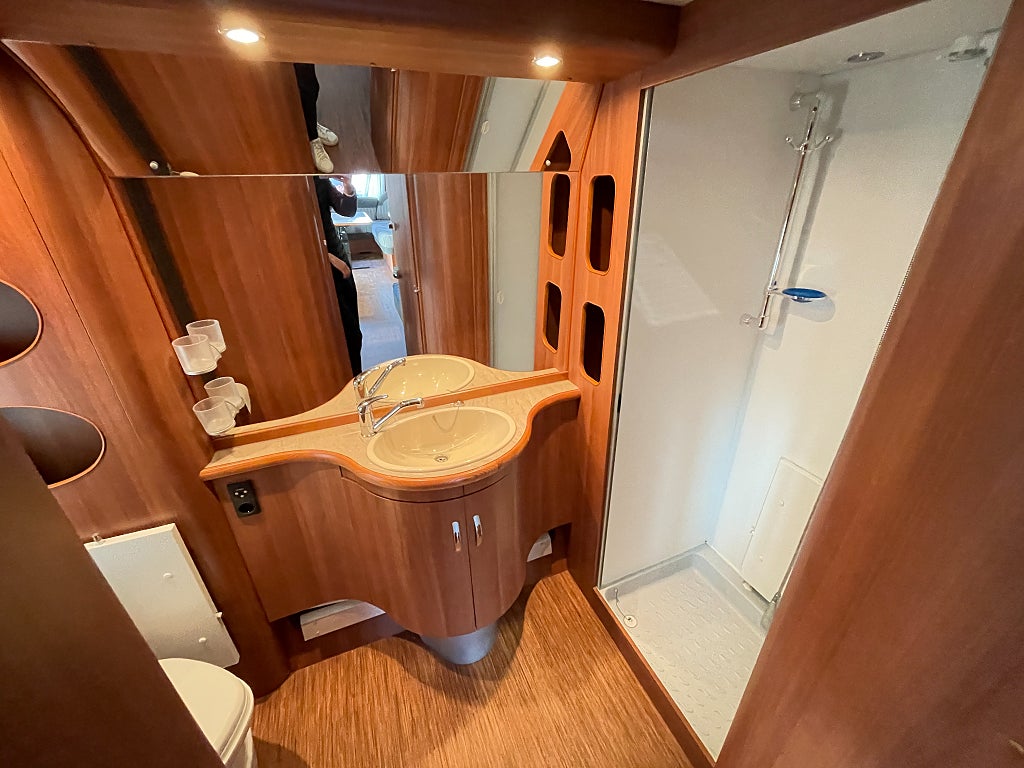 Hobby 780 WLU Nordic Edition /ALDE/Mover/AC/Markis med sidor/Solcell/L - Hobby