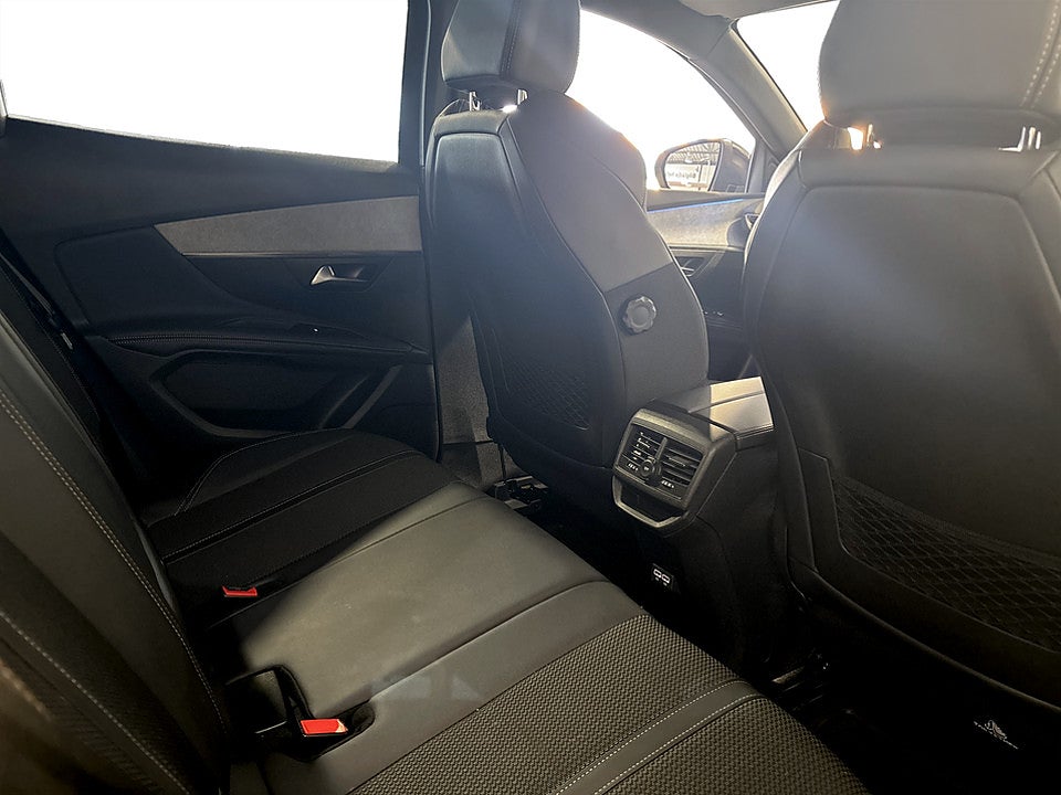 Bild på Peugeot 3008 GT 1.2 PT 130hk Aut B-KAMERA CARPLAY