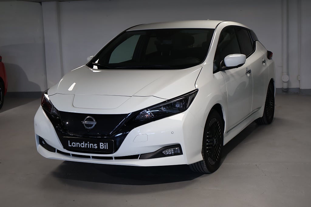 Nissan Leaf N-Connecta 39kWh / V-hjul / PL=3.795:-