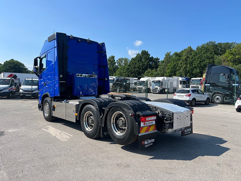 Volvo FH13 540 6x4 Dragbil Lyftbar Tandem Axel, Hydraulik, Fullutrust.