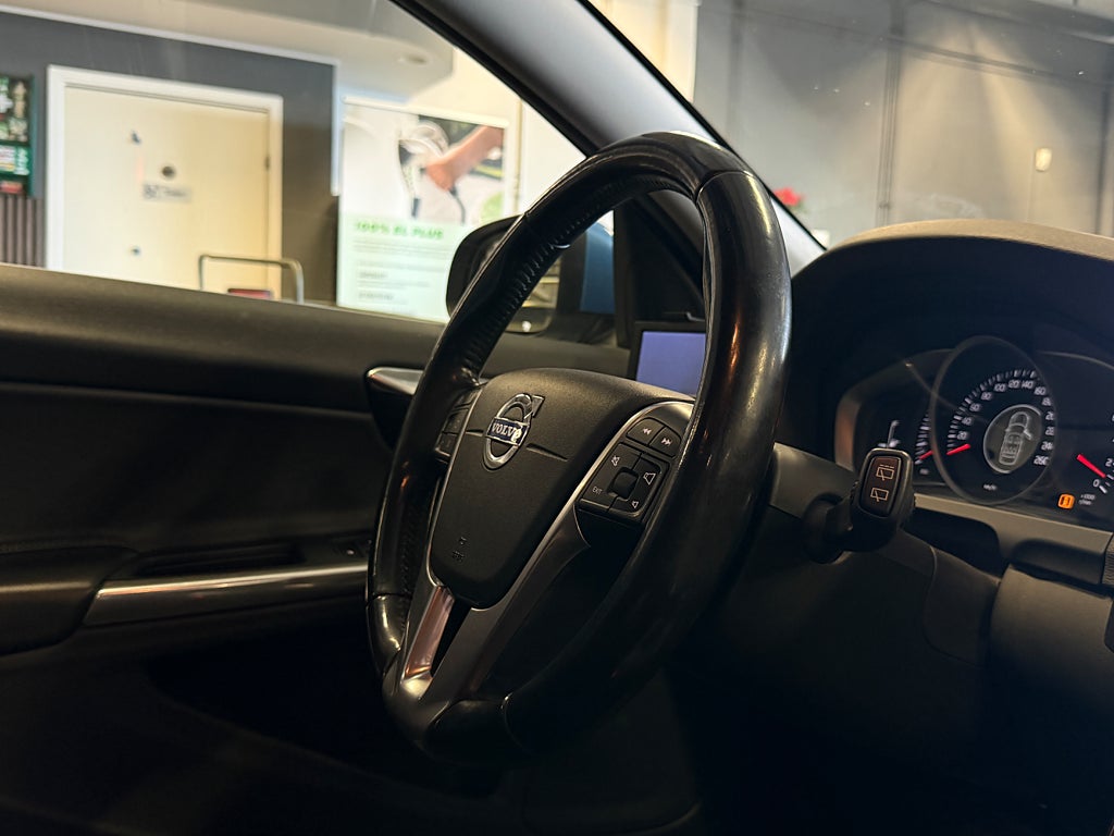 Volvo V60 2015 - miniatyr 19