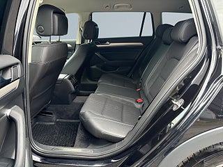 Volkswagen Passat Alltrack 2.0 TDI 4M Alltrack Kamera/Drag/M&D-värmare/CarPlay – bild 13
