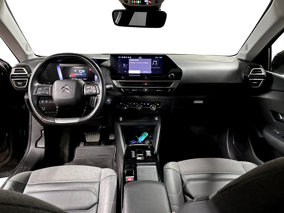 Bild på Citroën C4-X Shine 1.2 PT 130hk Aut CARPLAY NAVI