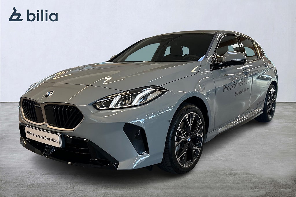 BMW 120 DEMO M Sport Rattvärme Navi Backkamera