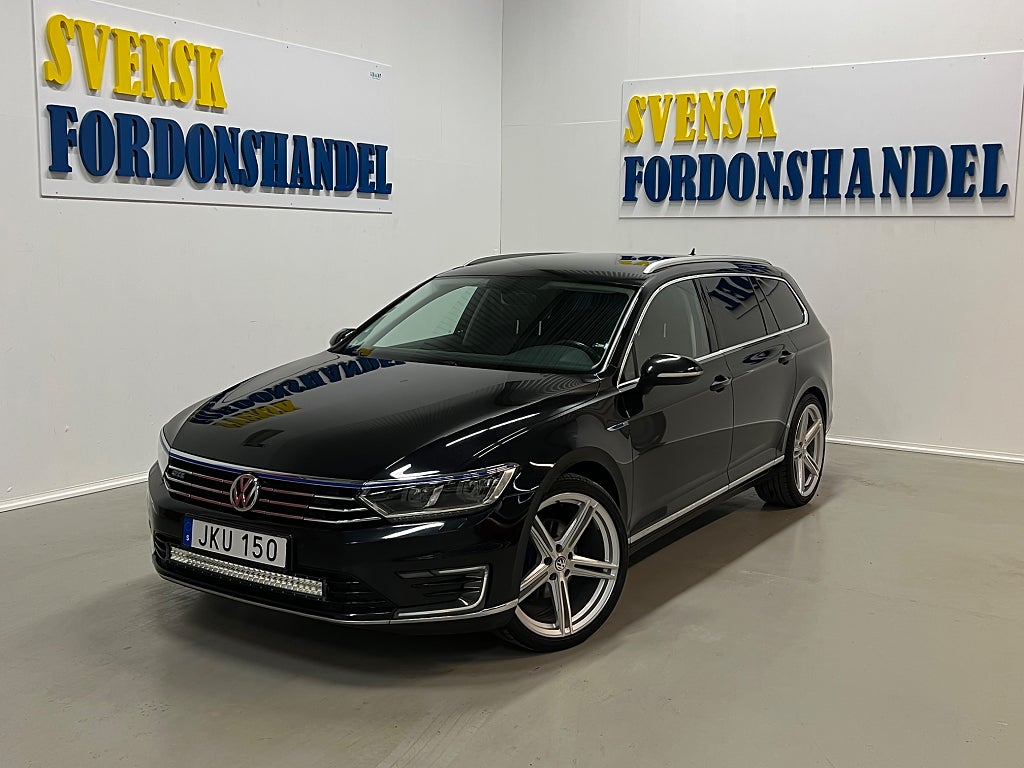 Volkswagen Passat Variant GTE 1.4 TSI Dragkrok Backkamera Keyless Euro 6