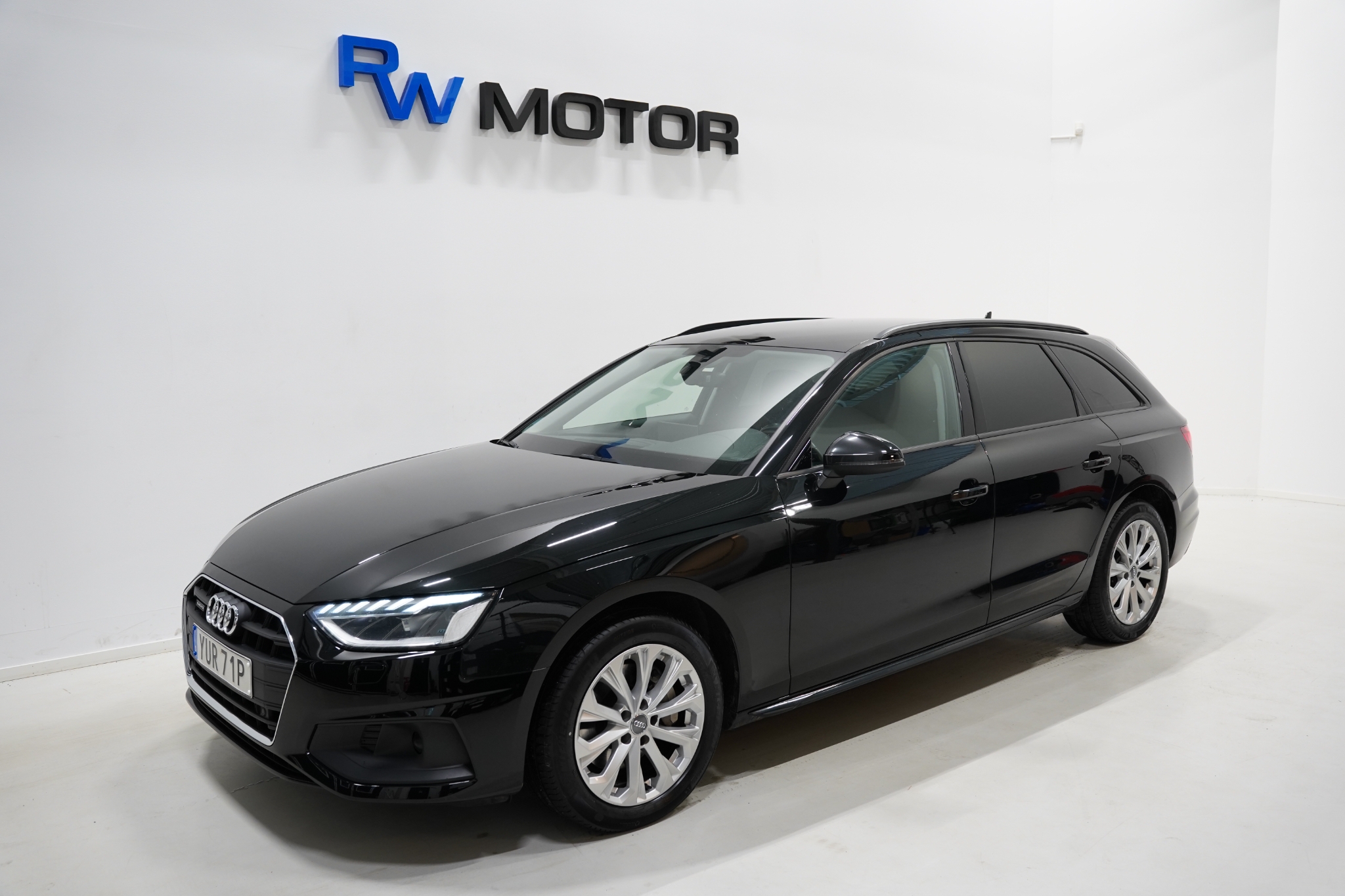 Audi A4 2019, bild 6/10
