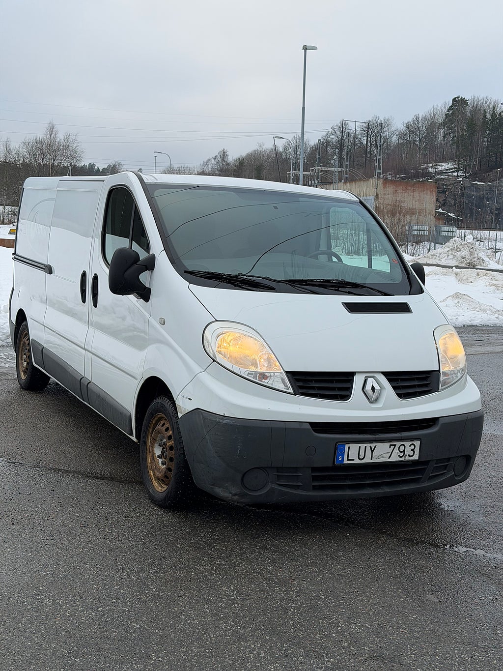 Renault trafic Skåpbil 2.9t 2.0 dCi Euro 4 nybesiktigad 
