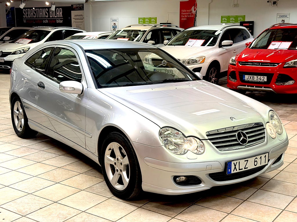 Mercedes-Benz C 180 Kompressor Sportcoupé automat 143Hk nybes