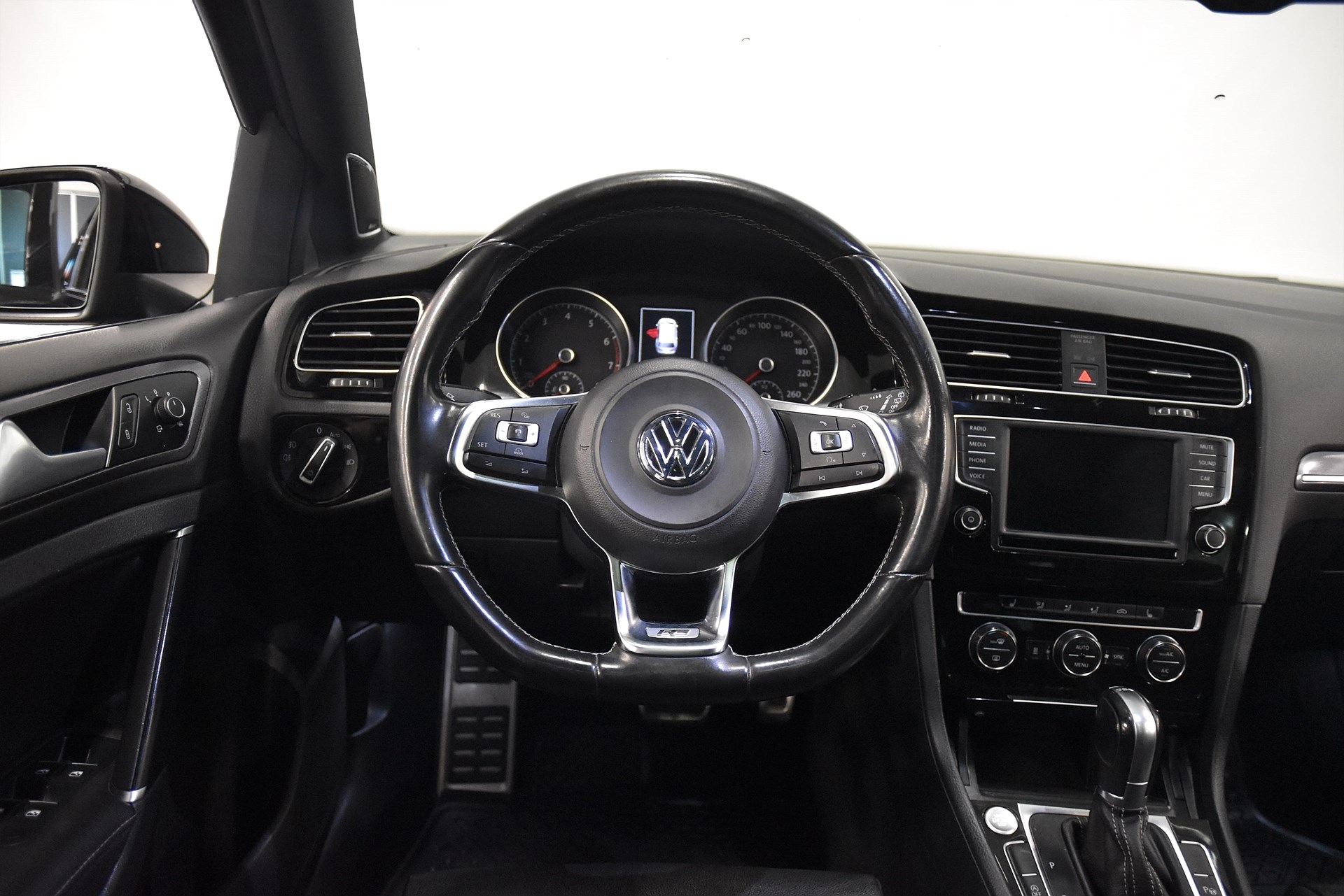 Volkswagen Golf 2016, photo 2/69