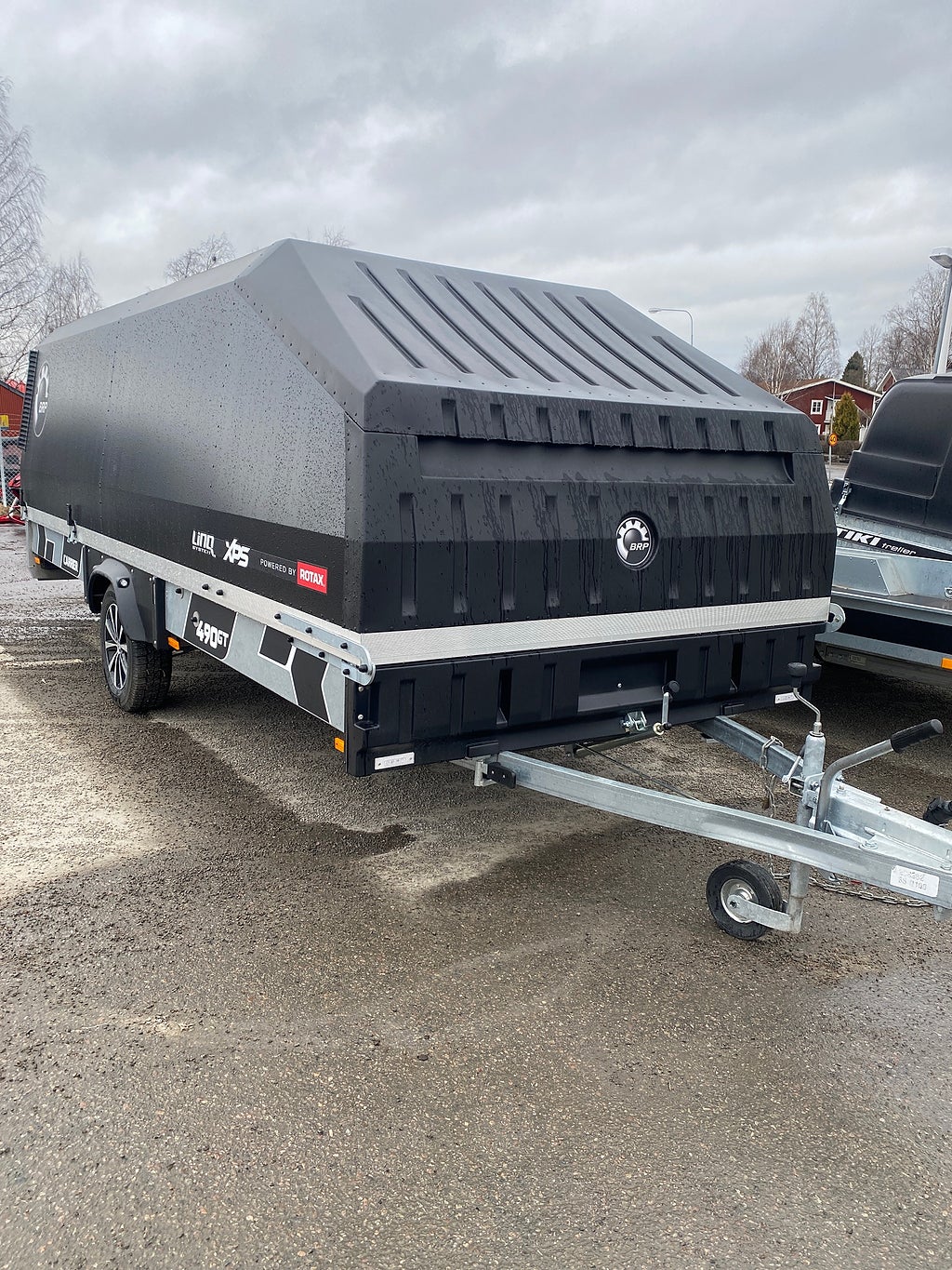 North Grade 490 TXi Skotersläp, skåpsläp