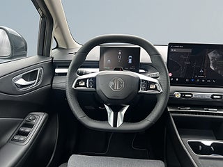 MG 4 EV Urban 42.8 kWh Comfort Värmepump/Kamera/Navi/Rattvärme – bild 9