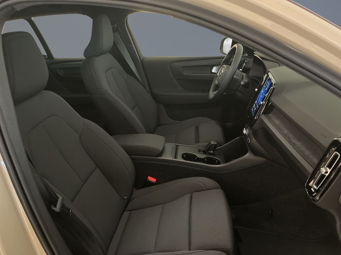 Volvo EX40 2027, kuva 7/10