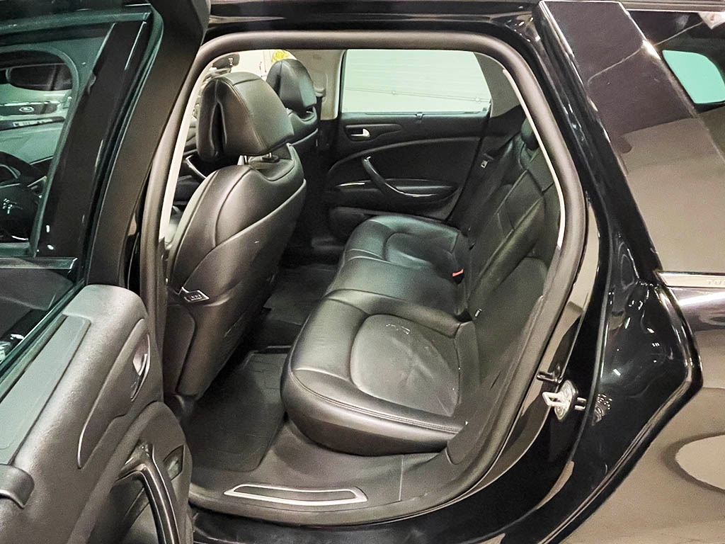 Citroen C5 Tourer 2,2 HDi 204Hk Automat 2013, bild 5/36