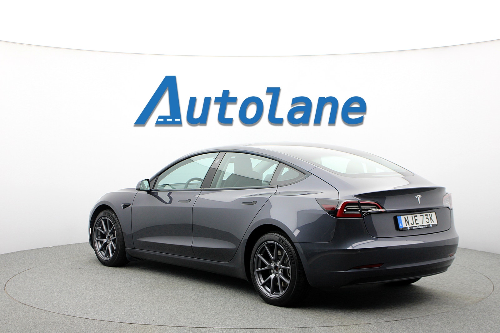 Tesla Model 3 Standard Range, 283ps, 2022