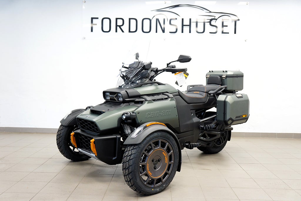 Can-Am CANYON  1330 REDROCK | DEMO-UTFÖRSÄLJNING