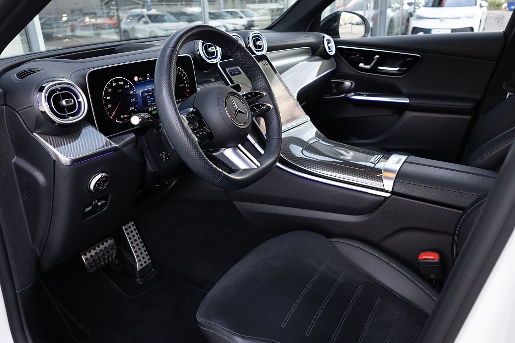 Mercedes-Benz GLC 300 e 4MATIC 9G-Tronic AMG Line Se spec!
