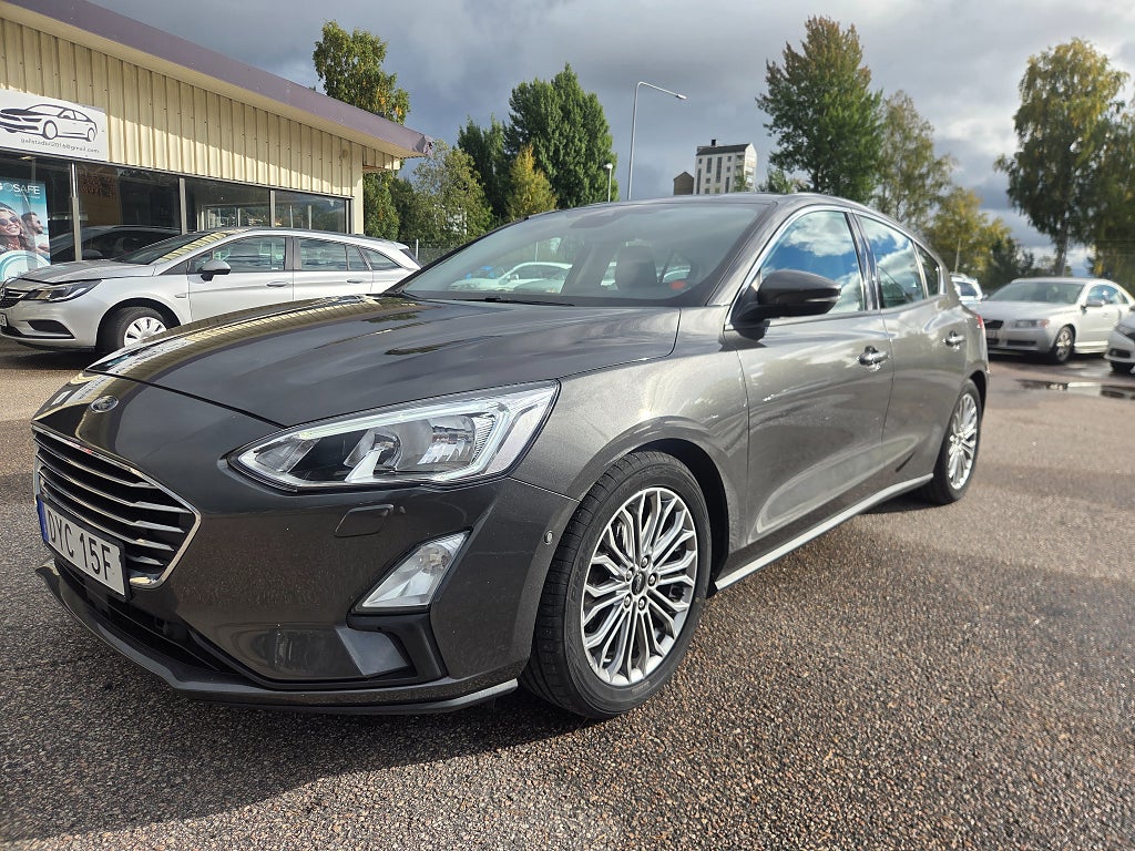 Ford Focus 1.0 EcoBoost Titanium Launch Edition Euro 6
