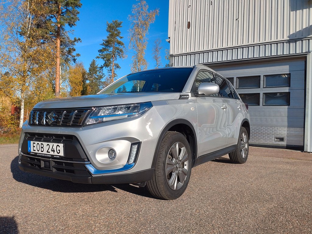 Suzuki Vitara Hybrid AllGrip Select Fri service Vinterhjul