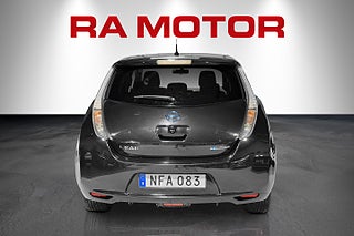 Halvkombi Nissan Leaf 6 av 23