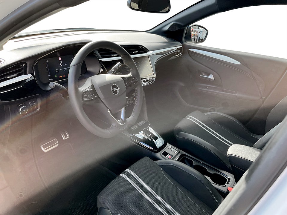Bild på Opel Corsa GS 1.2 PT 100hk Aut B-KAMERA CARPLAY