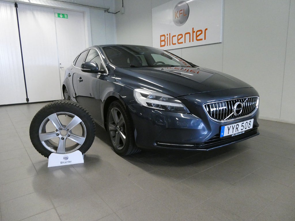 Volvo V40 D3 Inscription Aut-Navi-Kamera-Värm-Skinn*NYSERVAD*-SoV