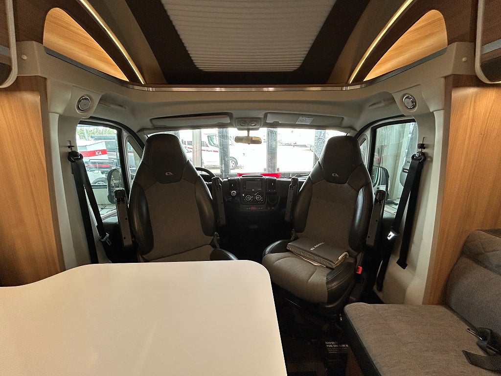 Adria Matrix Nordkapp 670 SL / Alde / Taksäng / Litium / B-kort / Solc - Adria