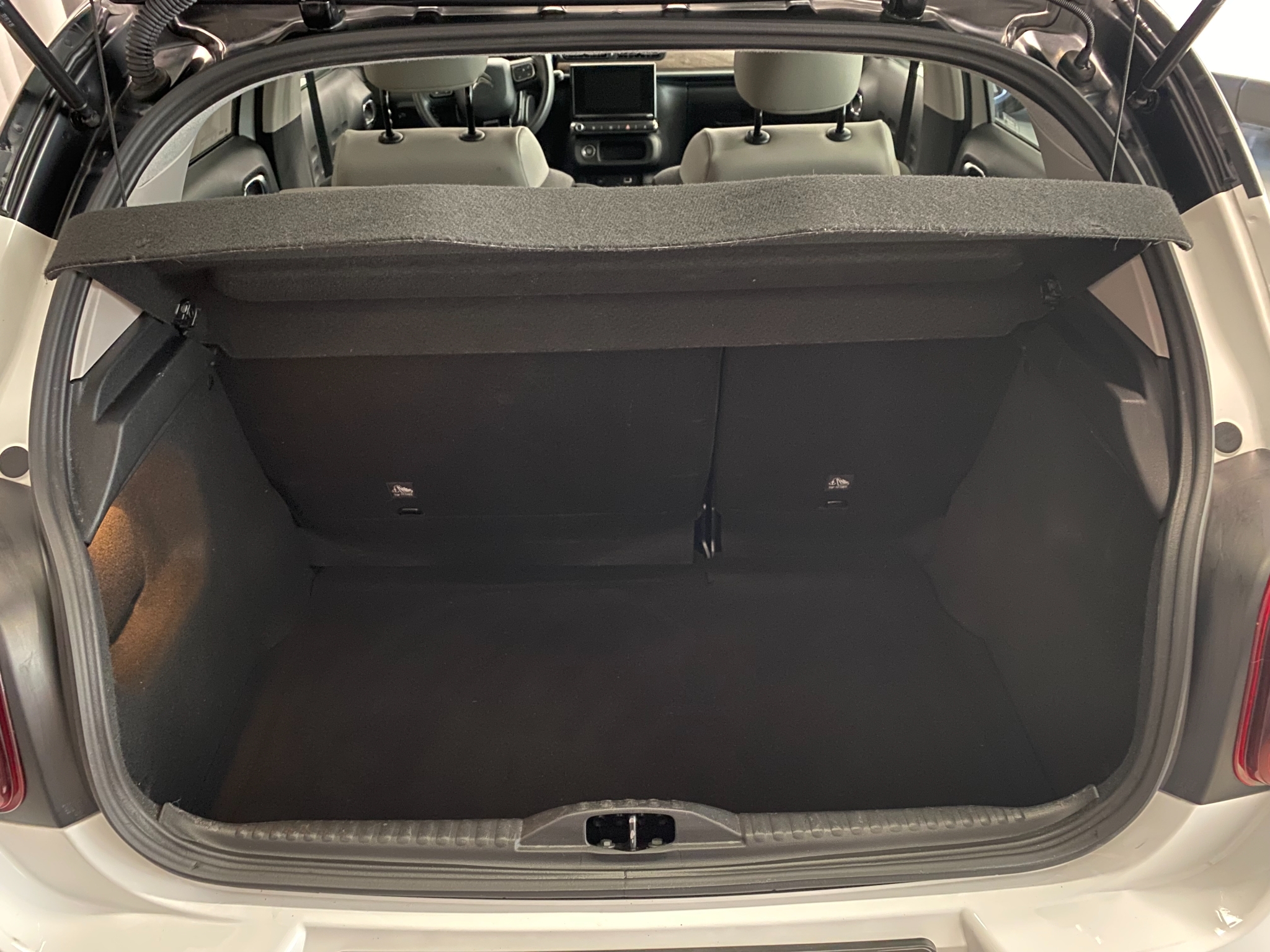 Citroen C3 Shine 82hk Manuell 2023, bild 6/45