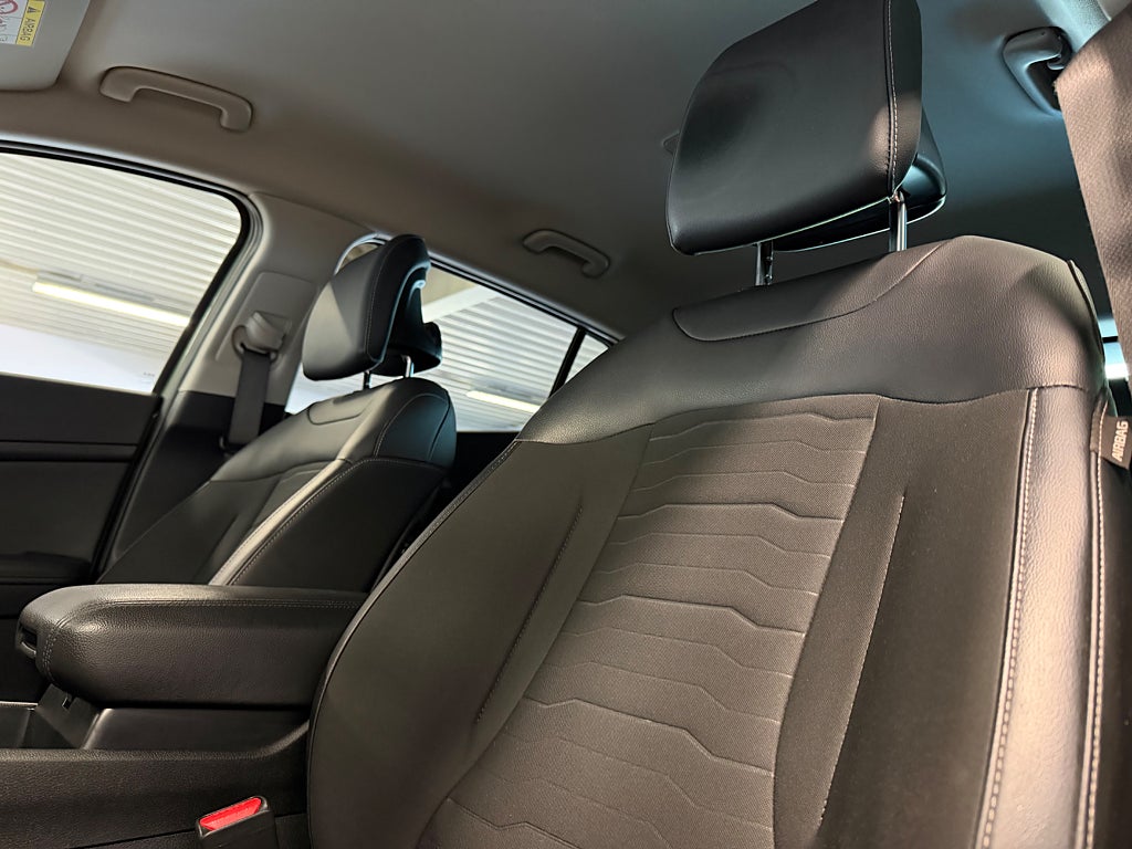 Kia Sportage PHEV Advance Adaptiv-farth H/K Backkamera Navigation bild 17