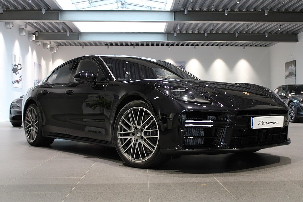 Porsche Panamera 4 E-HYBRID