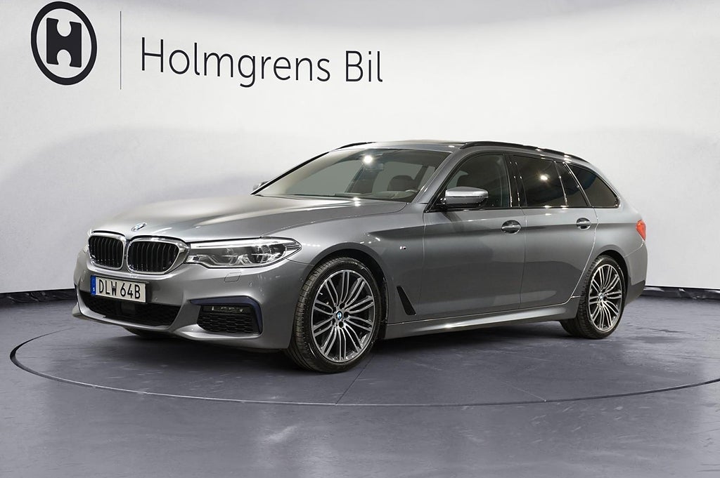 BMW 530 i xDrive Touring Innovation Värmare H K Panorama Drag DAP |