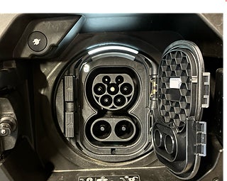 SUV Mercedes-Benz EQA 11 av 12