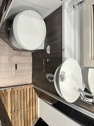 Husbil-halvintegrerad Benimar PERSEO 557 20 av 26