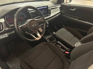 Halvkombi Kia Rio 15 av 22