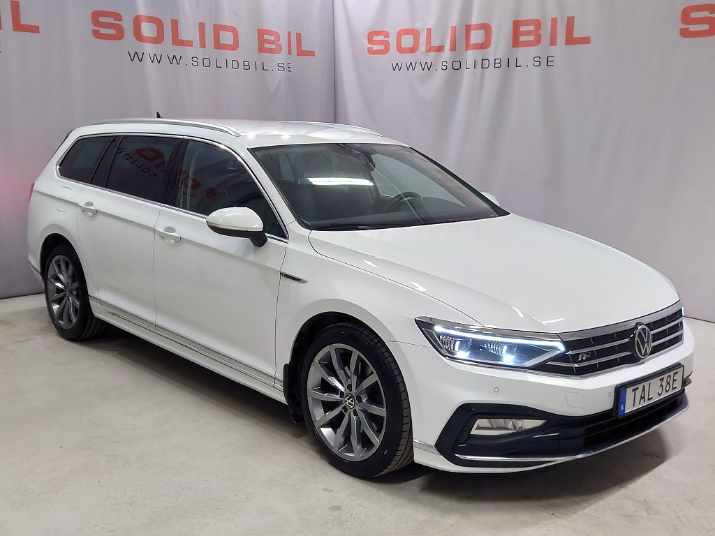 Volkswagen Passat 2.0 TDI 4Motion R-Line Aut D-värmare Drag Alcantara