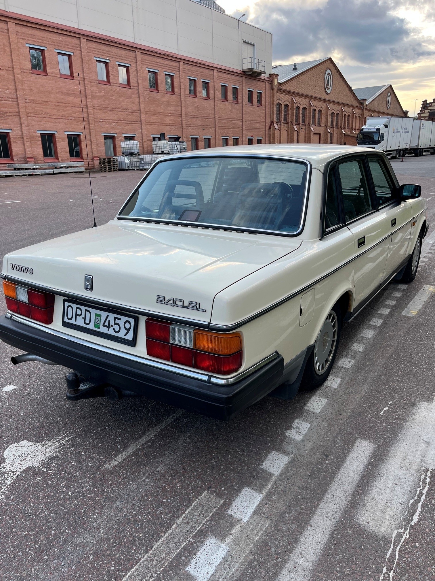 Volvo 244 240 2.3 GL 1989, bild 2/35