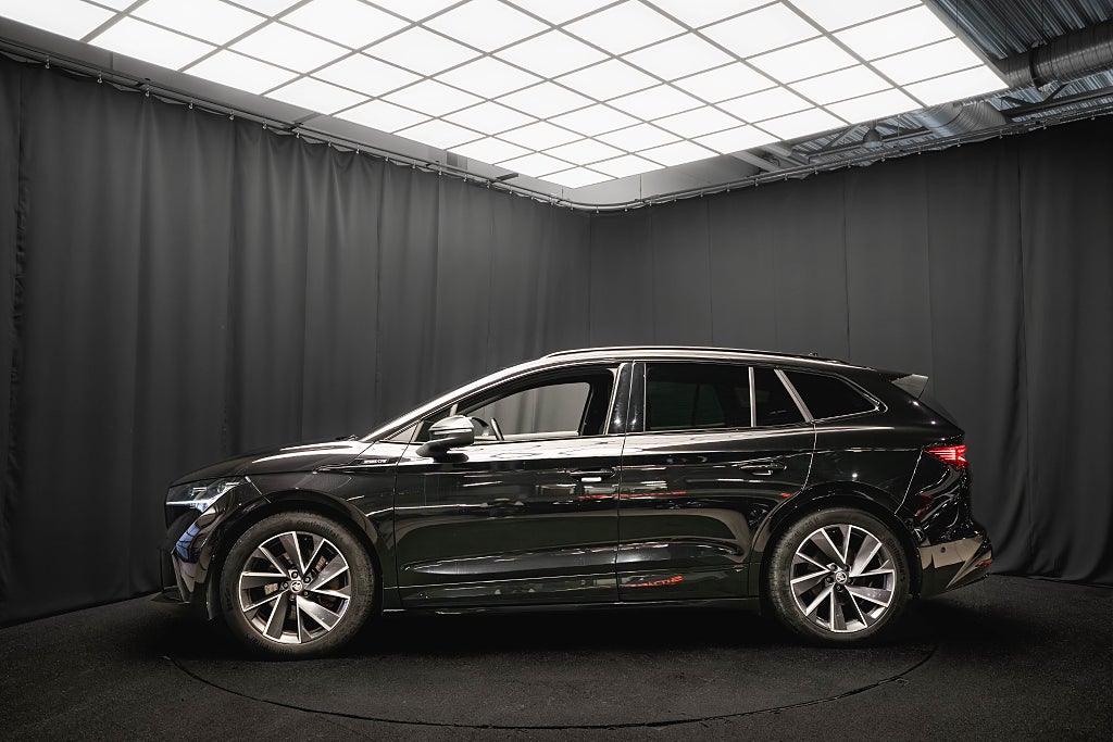Skoda Enyaq iV 80x SPORTLINE DRAG KAMERA 1-ÄGARE MOMS