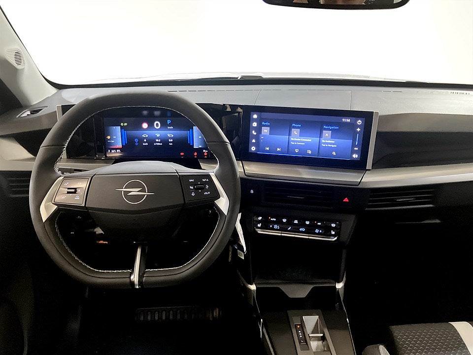 Bild på Opel Frontera GS Hybrid 136hk Aut - OMGÅENDE LEVERANS!