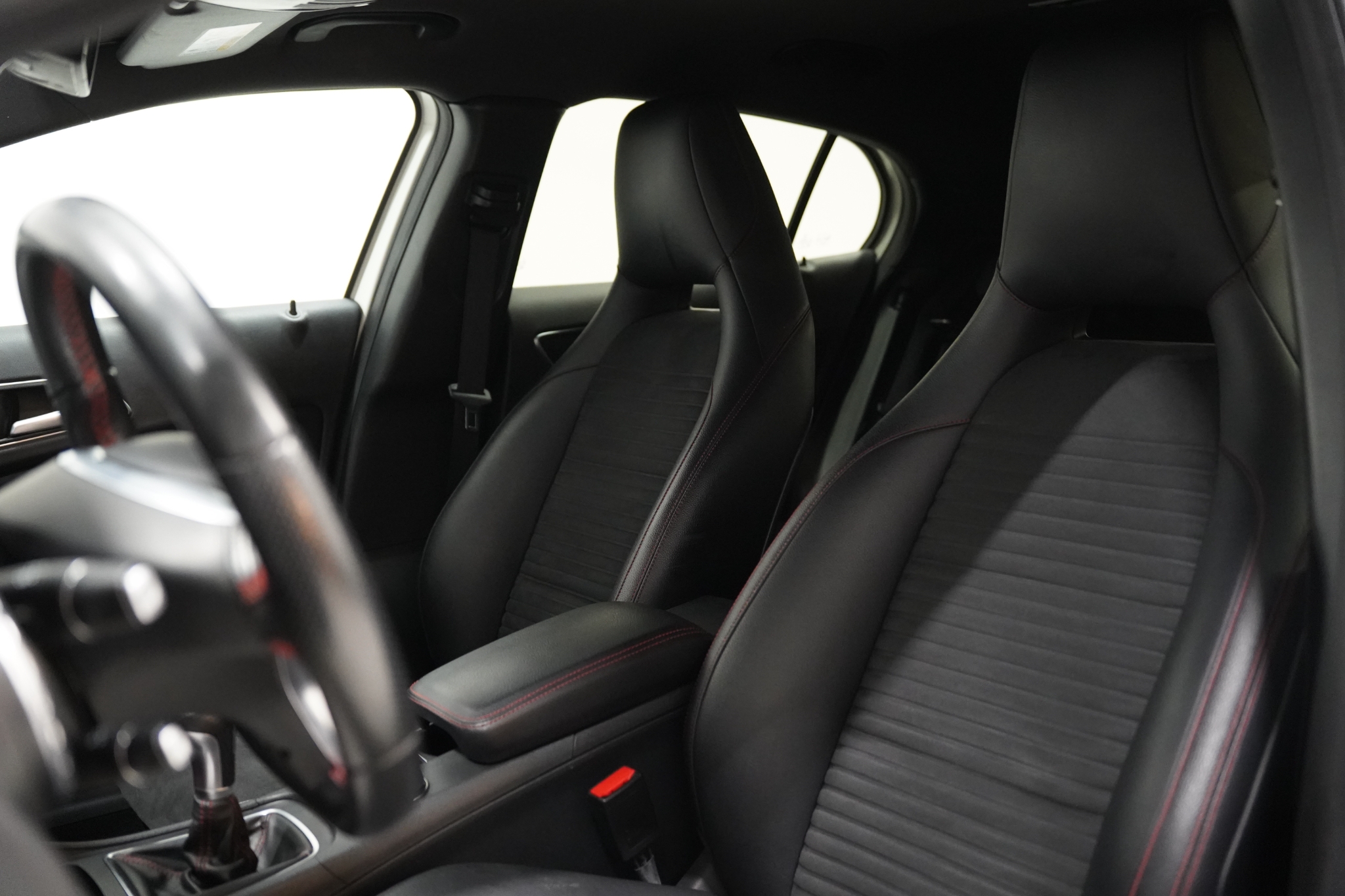 Mercedes-Benz GLA 2015, photo 6/10