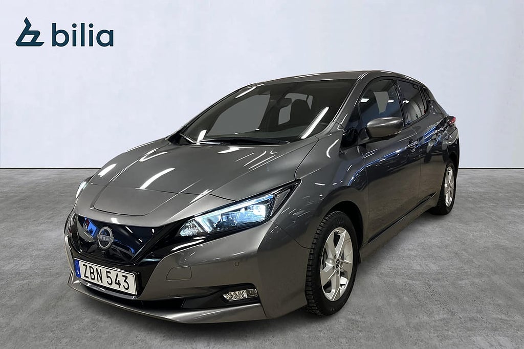 Nissan Leaf N-Connecta/Rattvärme/Navi/s&v-däck/360 Backkam...