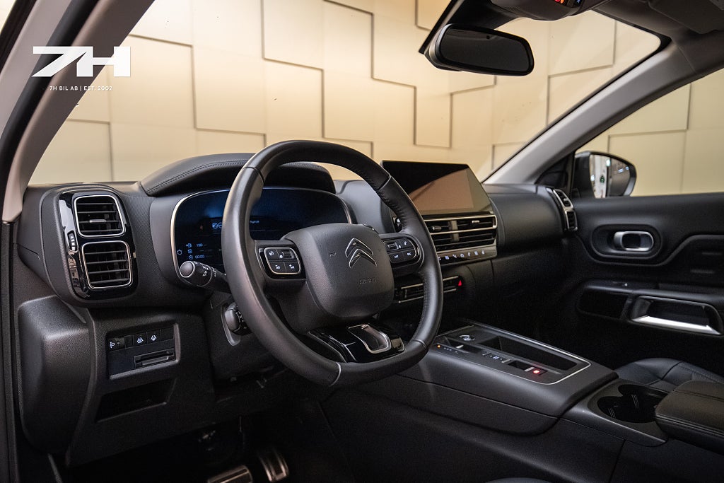 Citroën C5 Aircross 1.2 PureTech 130 EAT / Pano /  CarPlay / Navi / Kame