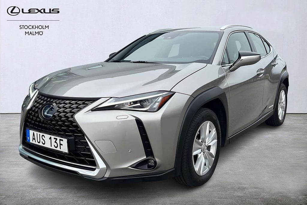 Lexus UX 250h E-Four Comfort Teknikpaket Navigation Backkamera